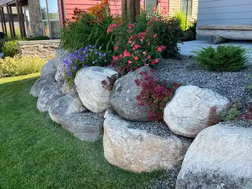 landscaping services Hudson Bend